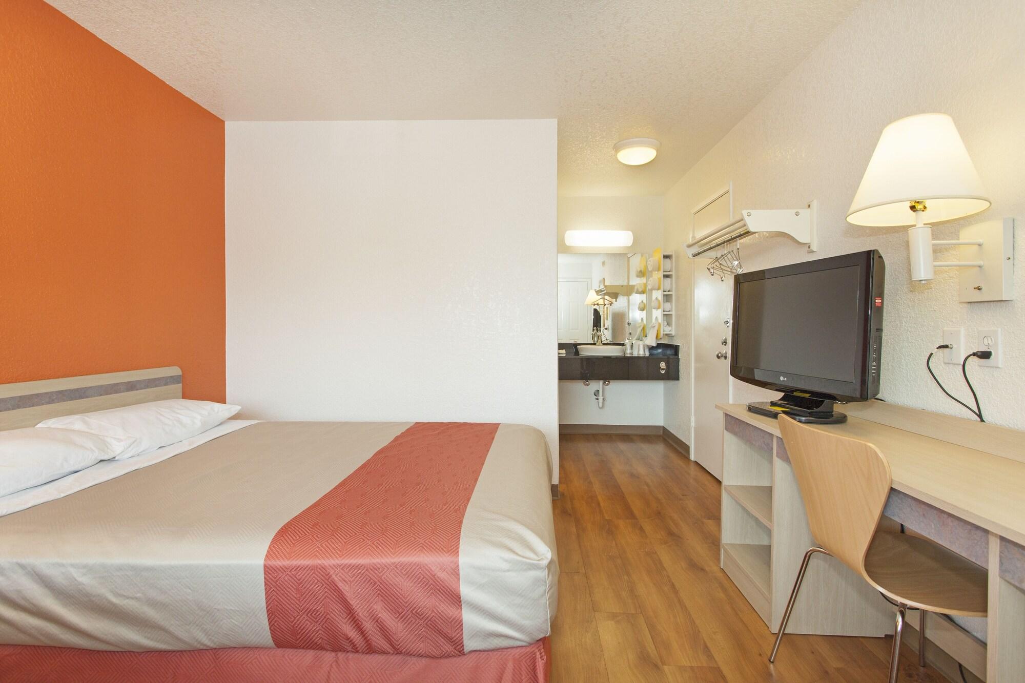 6-belmont, Ca - San Francisco - Redwood Hotel