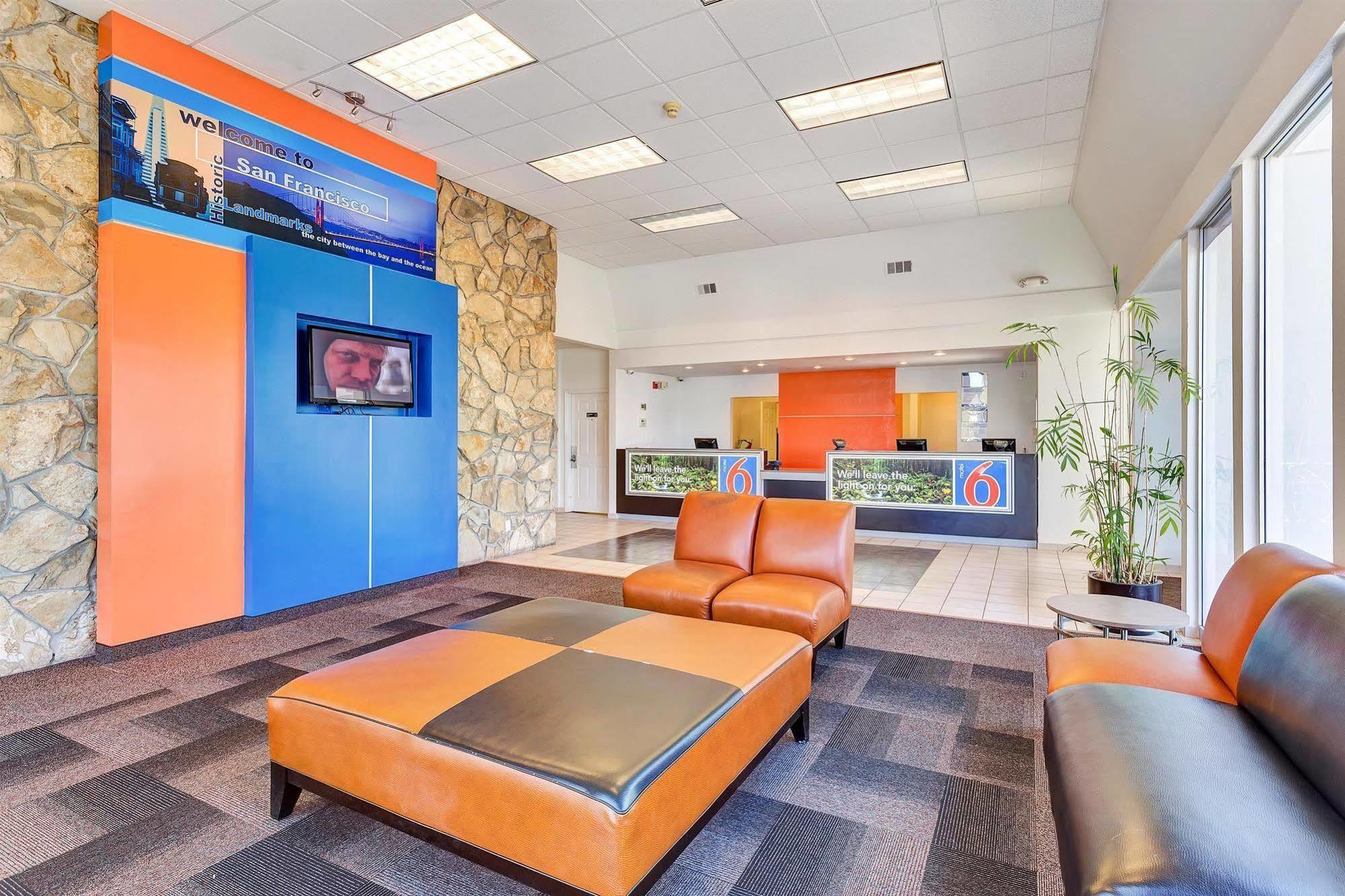 6-belmont, Ca - San Francisco - Redwood Hotel 2*
